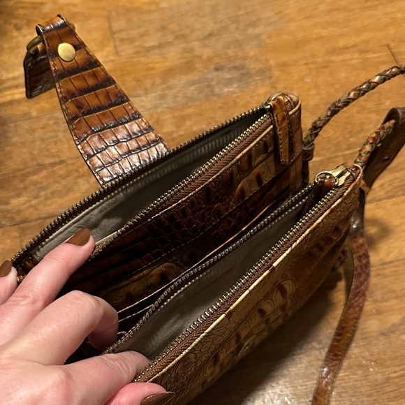Brahmin leather crossbody - Picture 5 of 5